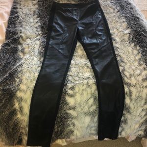 🖤 AMAZING BCBGMAXAZRIA LEATHER LEGGINGS 🖤
